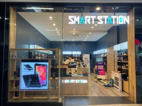 3D LED Logos and Screen for Smart Station